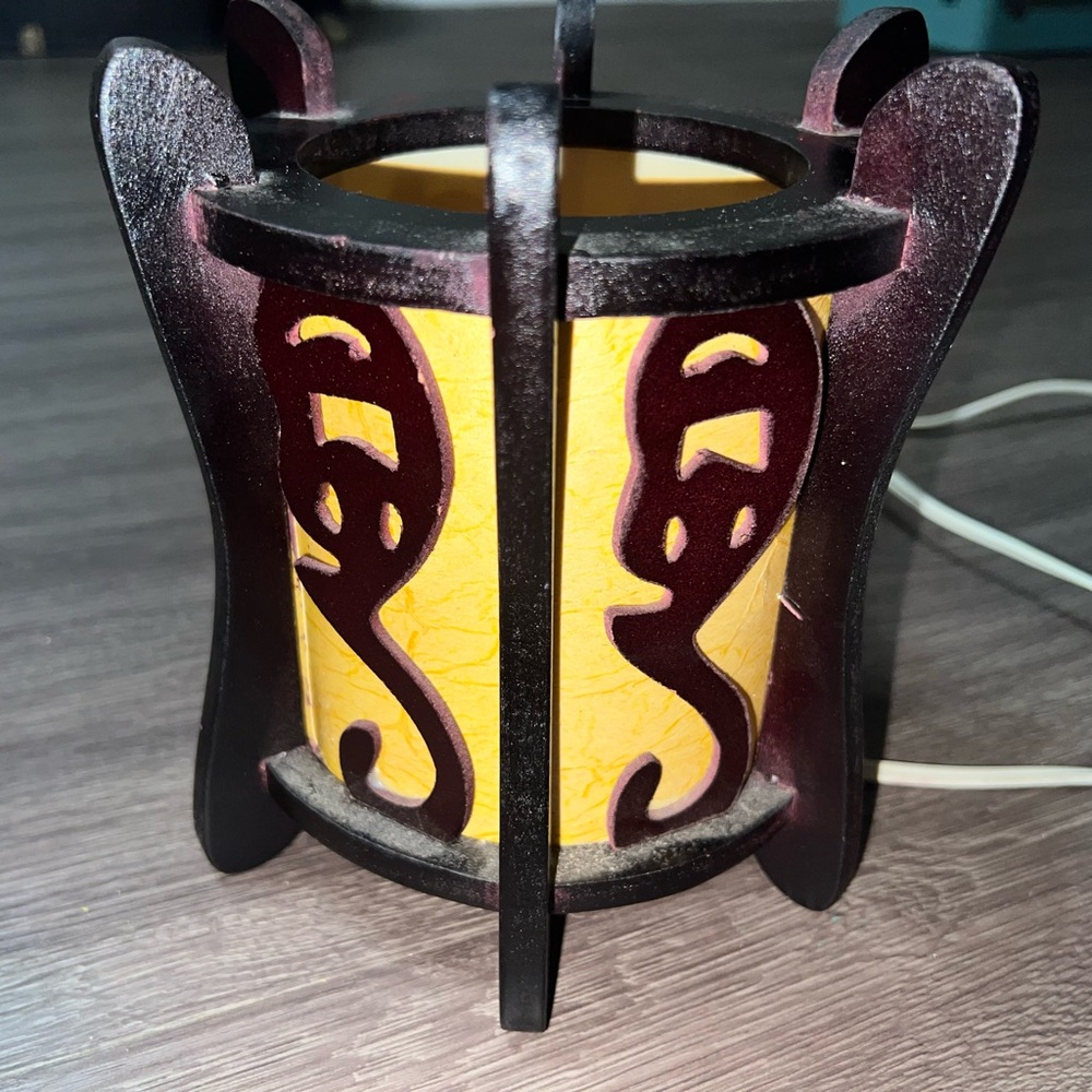 Lamp/ wax melter